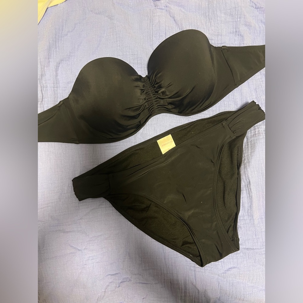 Black Bikini